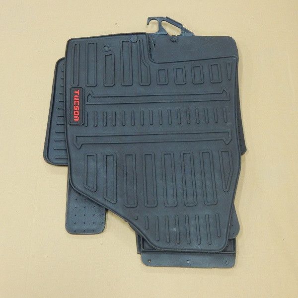 products/1105/gumene patosnice hyundai tucson.jpg - TIPSKE AUTO PATOSNICE Hyundai Tucson 2010-2015 - Xenon Svetla Beograd